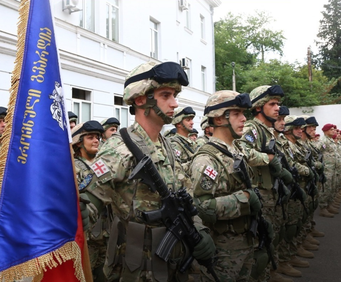 Новости сегодня свежие грузия и россия фан. Национальная гвардия Грузии 1991. Нацгвардия Грузии. Нацгвардия Франции. Президентская гвардия Грузии.