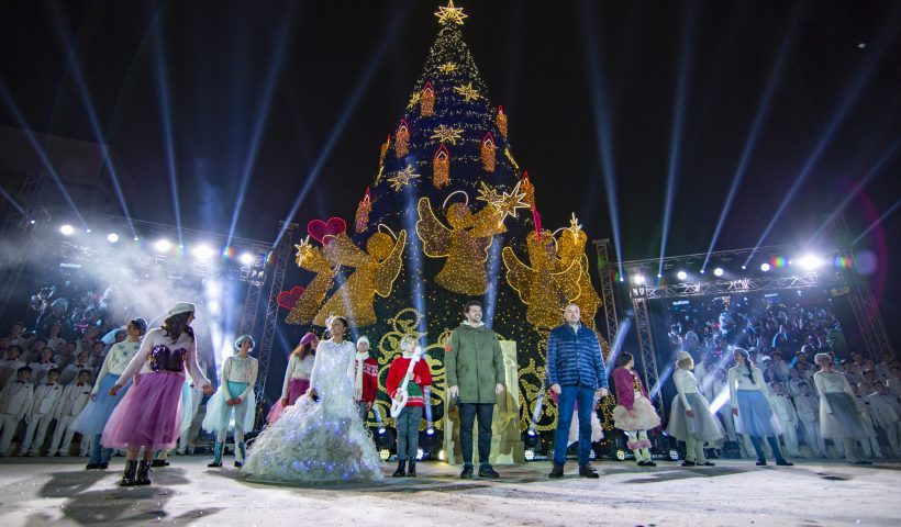 Каха Каладзе Новый год елка