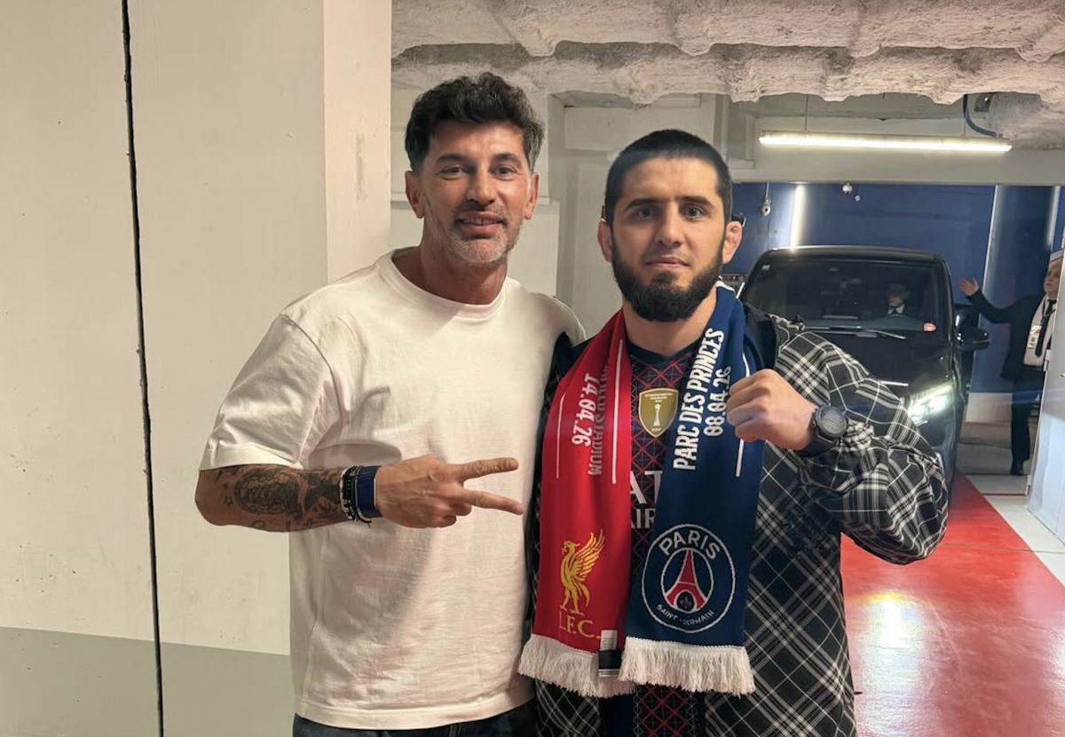 Каладзе и Махачев встретились в Париже на фоне спора о несостоявшемся бое с Топурия